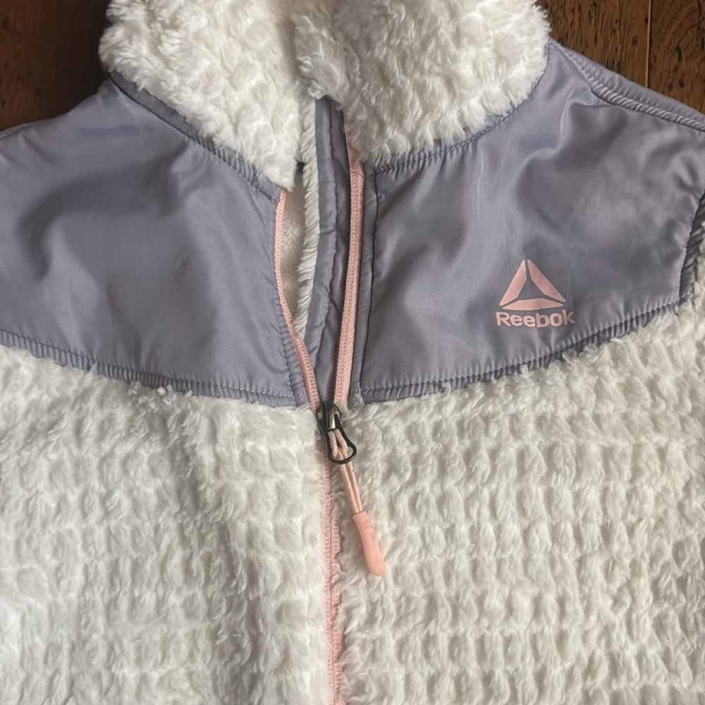 Reebok jacket - Picture 2 of 5